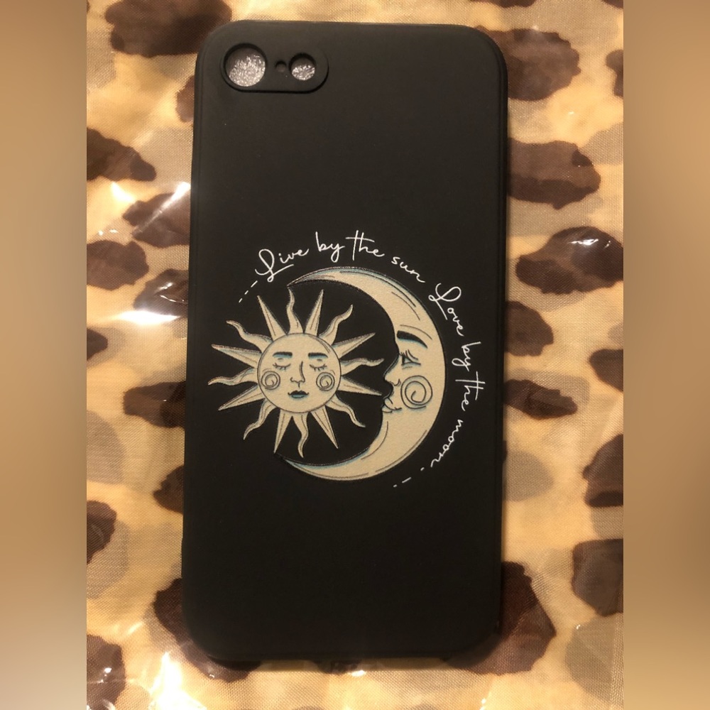 Sun & Moon Celestial iPhone 7/8 SE Case ~ Brand New. Great for Fall & Halloween!